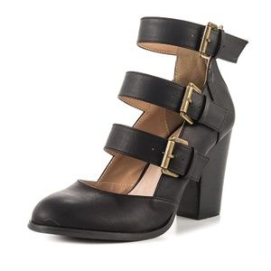 Restricted Shoes Wasabi Black Buckle Booties